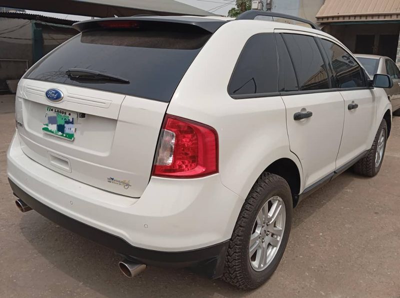 Thumbnail 10 of 2008 Ford Edge